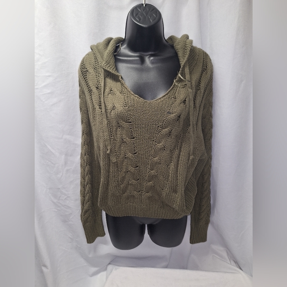 Aeropostale knitted hooded sweater size medium